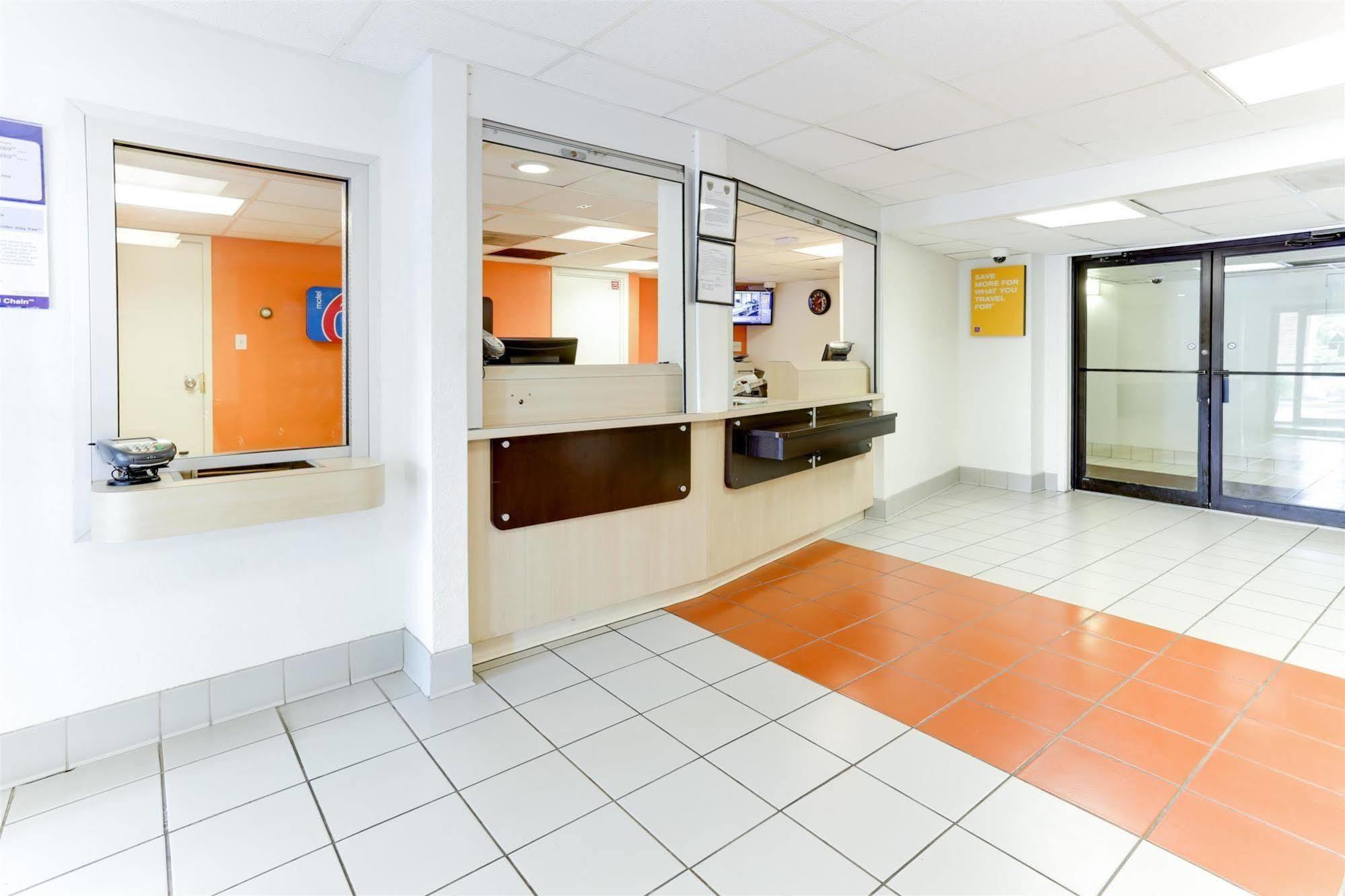 Motel 6 Houston, Tx - West Экстерьер фото