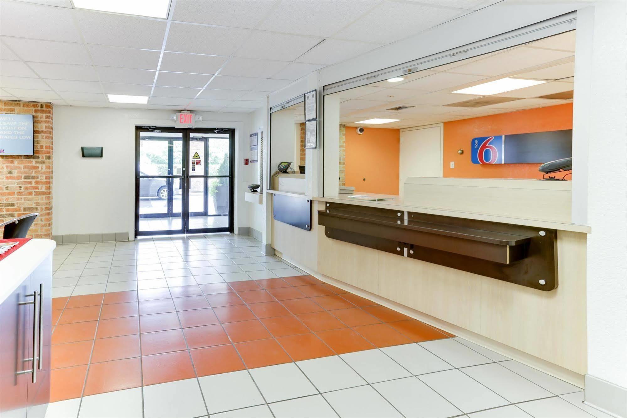 Motel 6 Houston, Tx - West Экстерьер фото