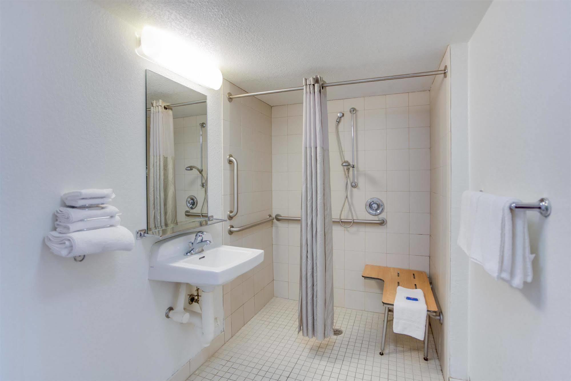 Motel 6 Houston, Tx - West Экстерьер фото