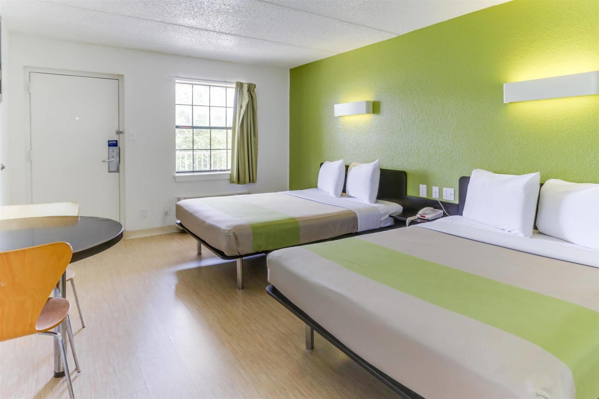 Motel 6 Houston, Tx - West Экстерьер фото